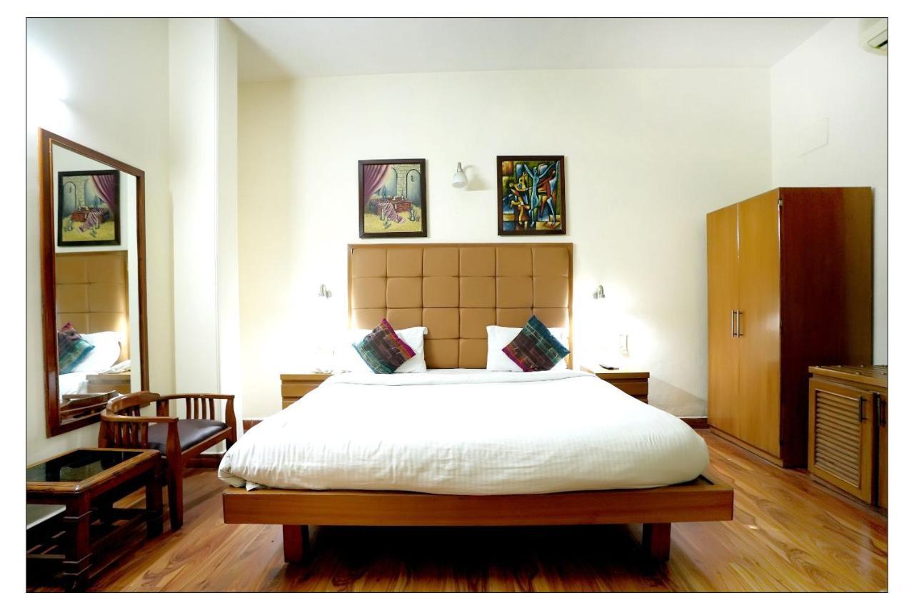 Hotel Oscar - Hauz Khas New Delhi Eksteriør bilde