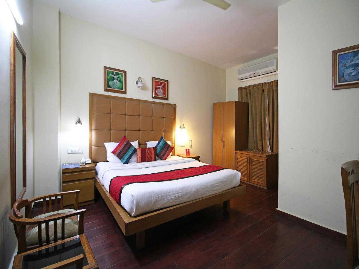 Hotel Oscar - Hauz Khas New Delhi Eksteriør bilde