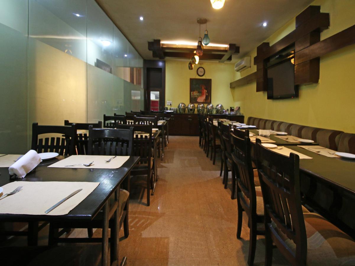 Hotel Oscar - Hauz Khas New Delhi Eksteriør bilde