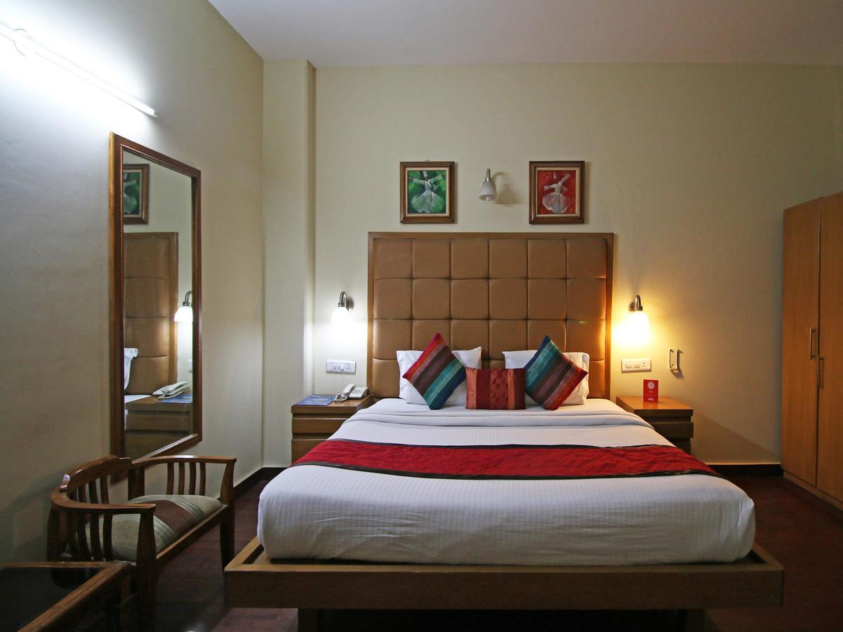 Hotel Oscar - Hauz Khas New Delhi Eksteriør bilde