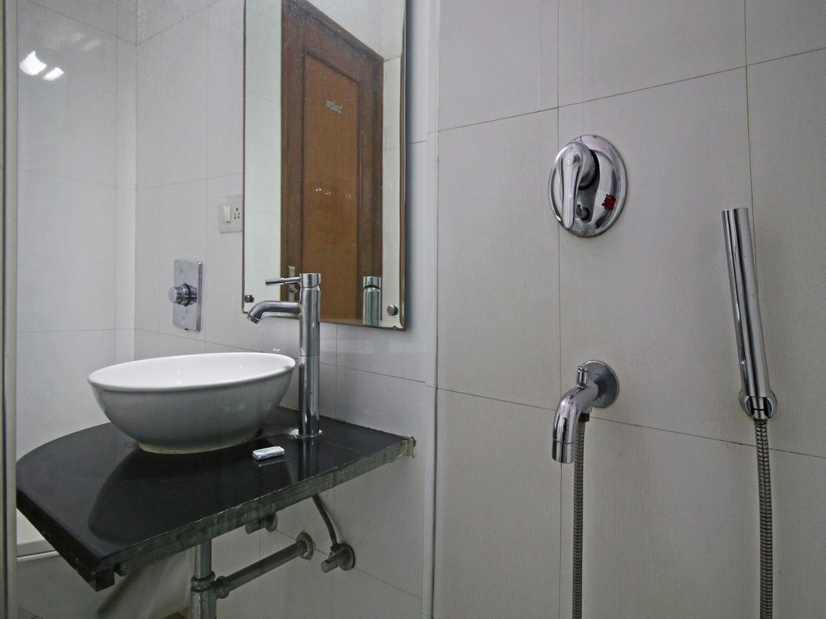 Hotel Oscar - Hauz Khas New Delhi Eksteriør bilde