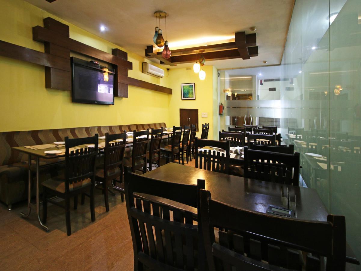 Hotel Oscar - Hauz Khas New Delhi Eksteriør bilde