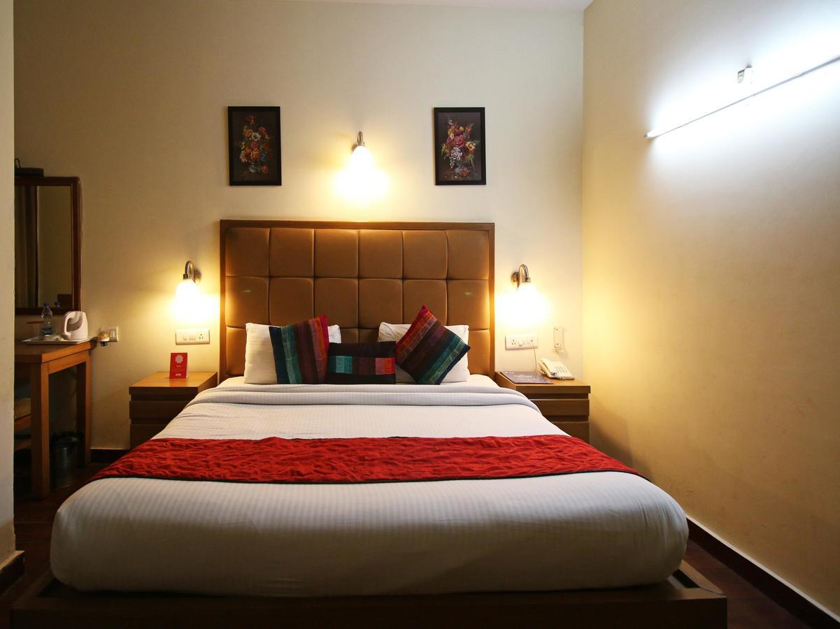 Hotel Oscar - Hauz Khas New Delhi Eksteriør bilde