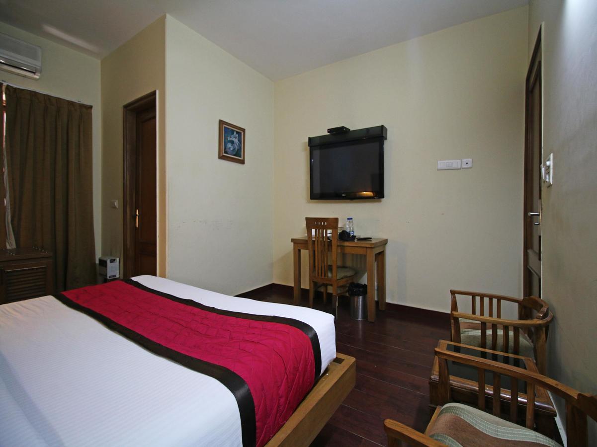 Hotel Oscar - Hauz Khas New Delhi Eksteriør bilde