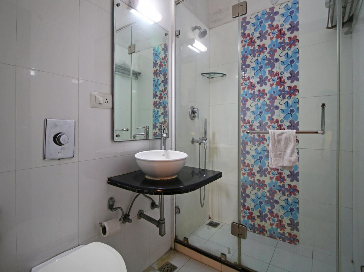 Hotel Oscar - Hauz Khas New Delhi Eksteriør bilde